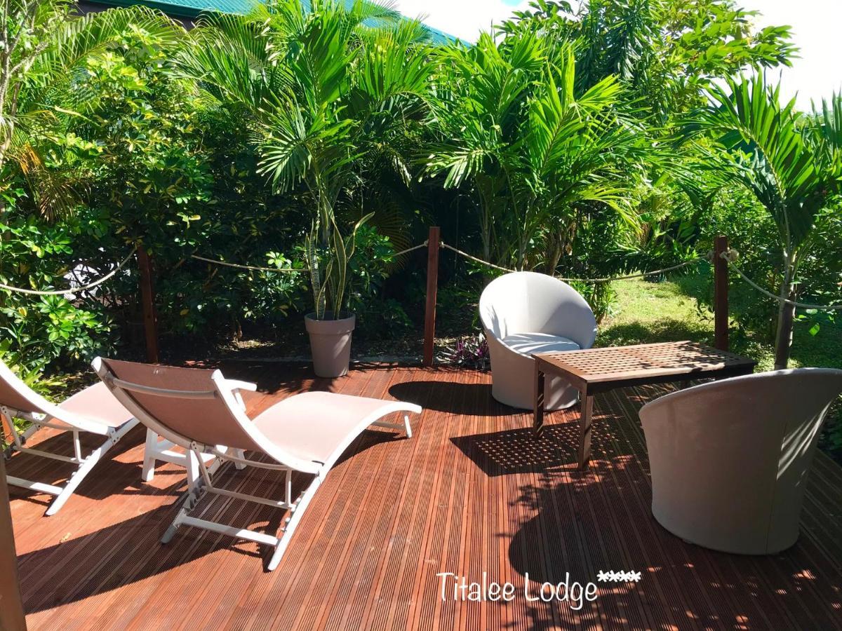 Titalee Lodge 3 Villas Autour D'Une Piscine Saint-Francois  Extérieur photo